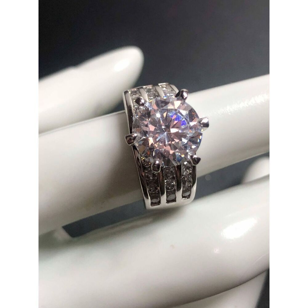 3572 Silvertone signed PD Large CZ Solitaire bold statement Ring Sz 6